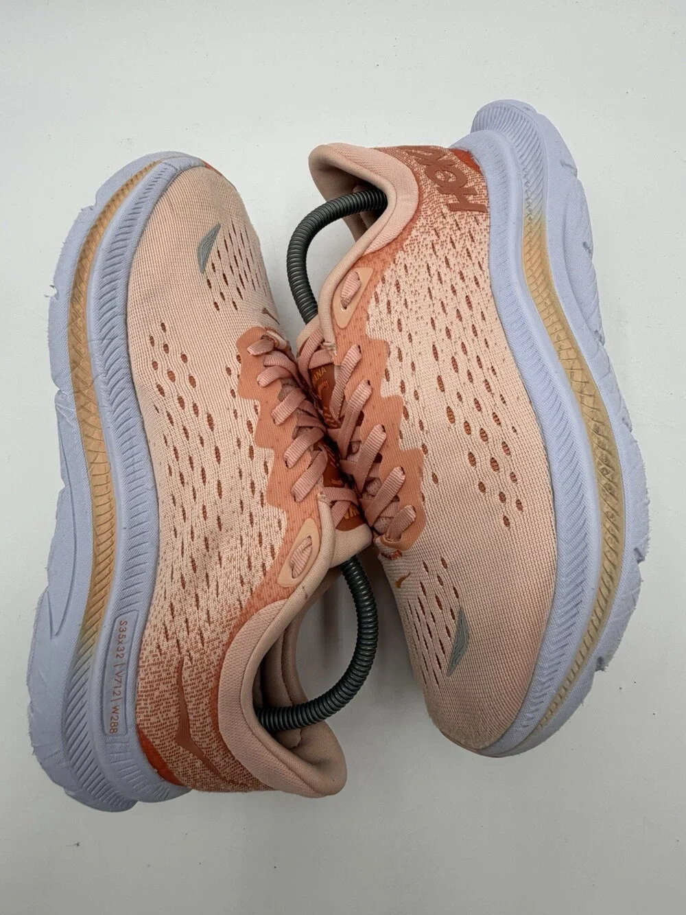 N/A hoka one